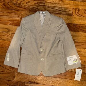 Calvin Klein Light birch Blazer size 4T. NWT. Suit jacket